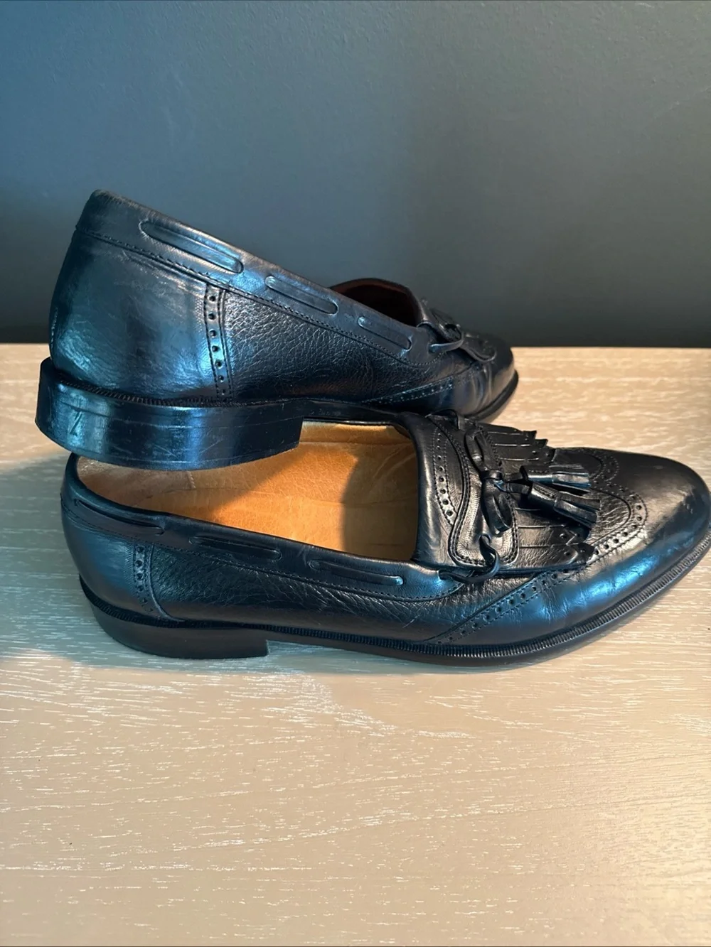 Johnston & Murphy Cellini Black Leather Tassel Loafer Shoes Men's 10 M Wingtip